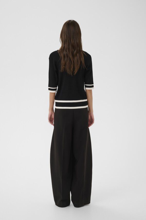 LeenahIW V-Neck Blouse