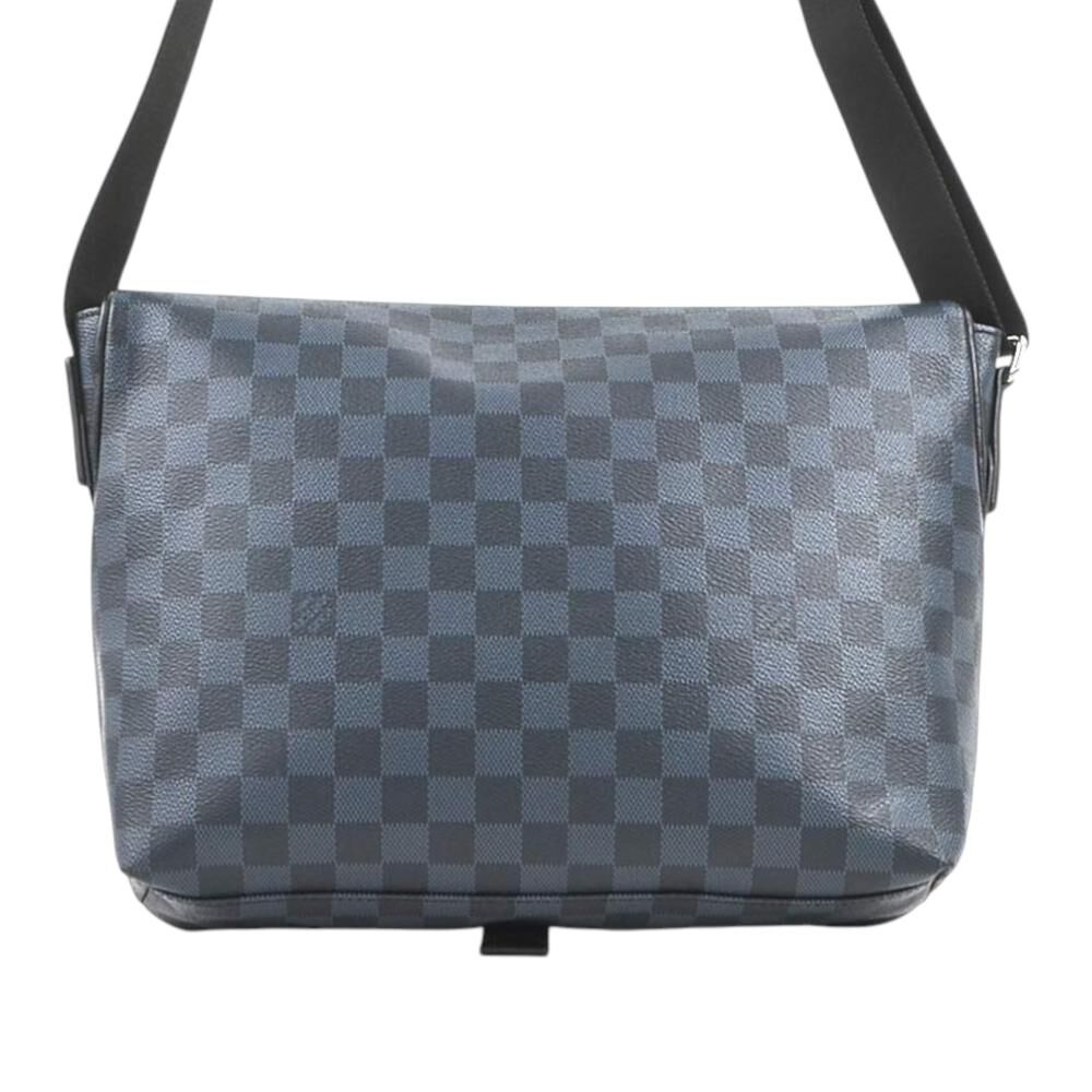 Louis Vuitton Messenger
