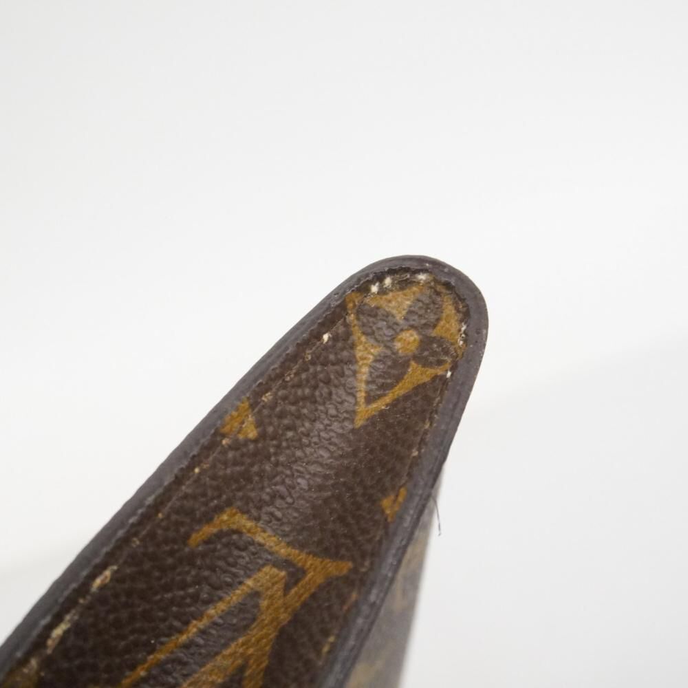 Louis Vuitton Bucket Bag