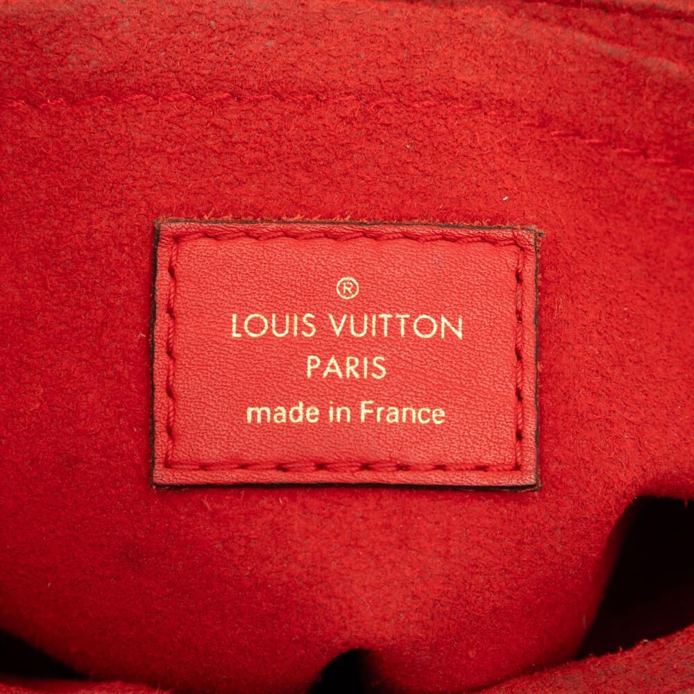 Louis Vuitton Shoulder Bags