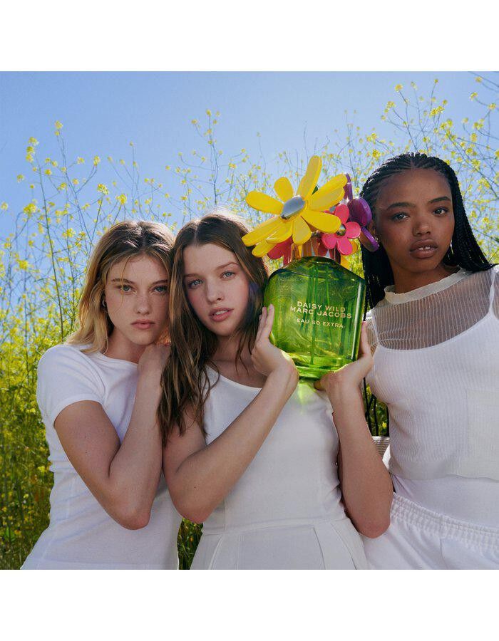 Daisy Wild Eau so Extra