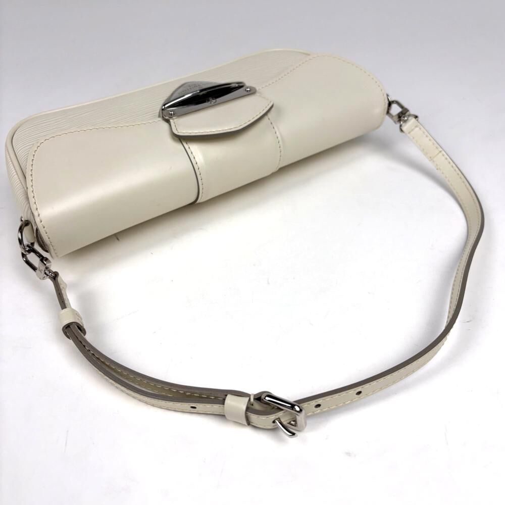 Louis Vuitton Montaigne