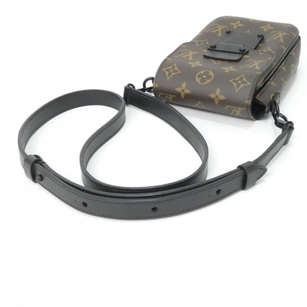 Louis Vuitton Shoulder Bags