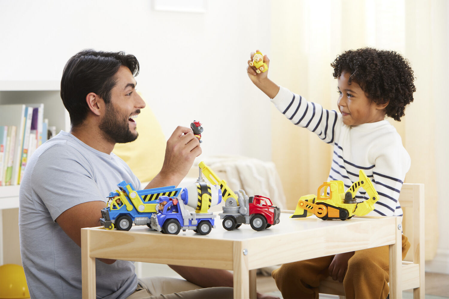 Rubble & Crew K&oslash;ret&oslash;j - R