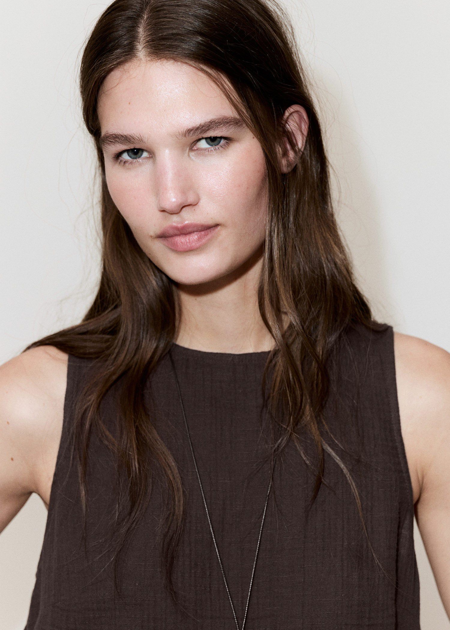 Side-tie batiste top