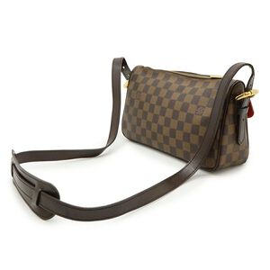 Louis Vuitton Shoulder Bags