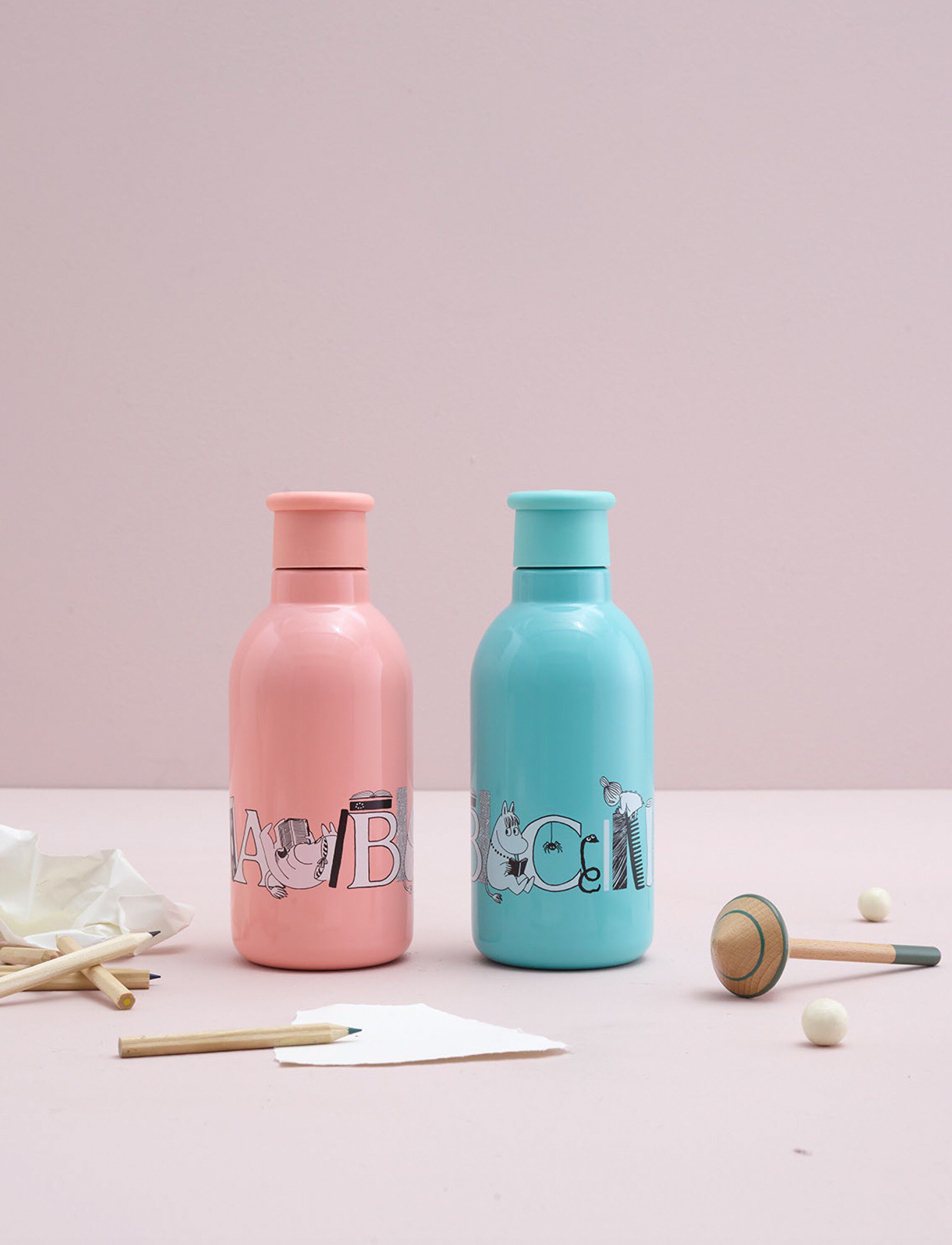 Moomin ABC termosflaska 0.5 l. Moomin salmon