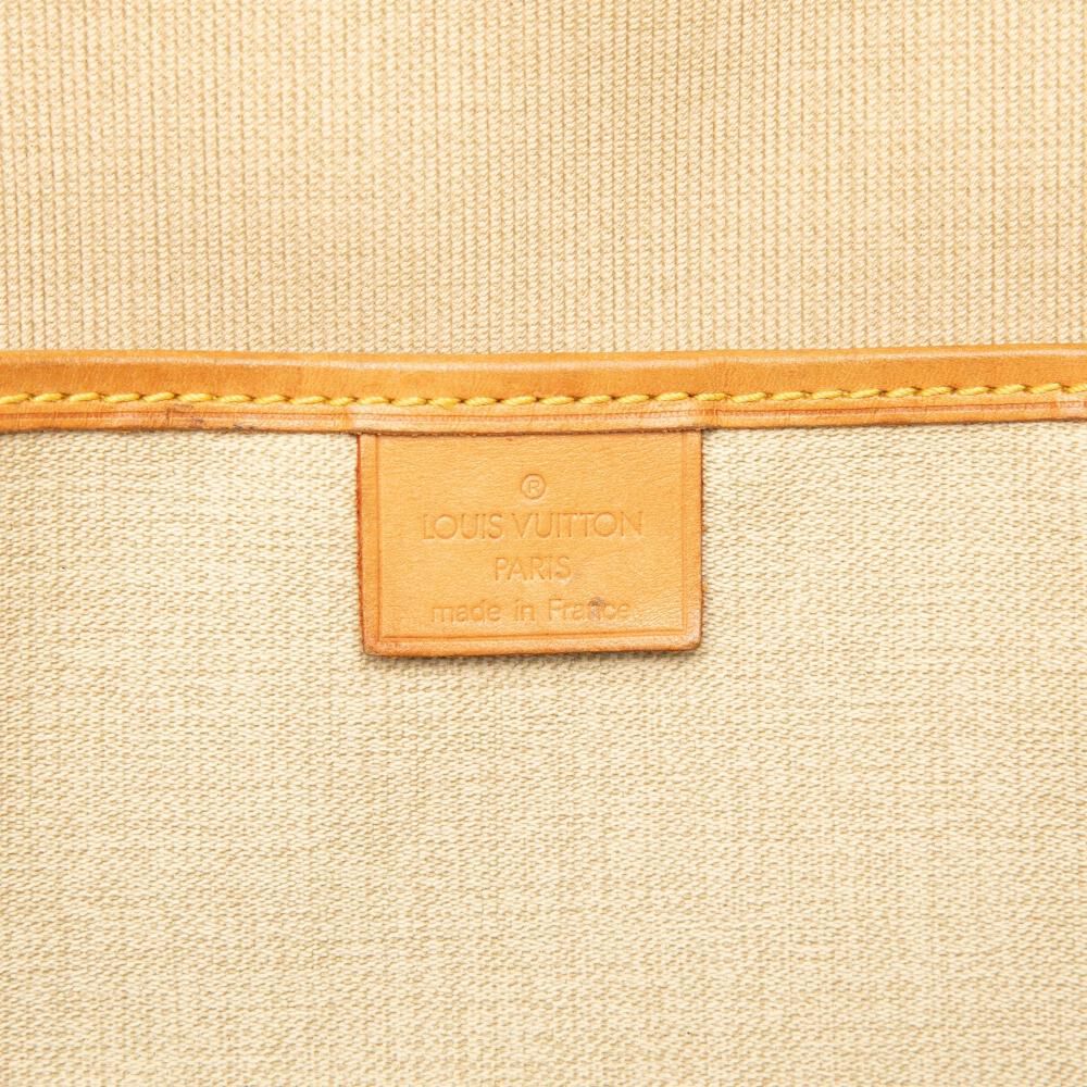 Louis Vuitton Excursion
