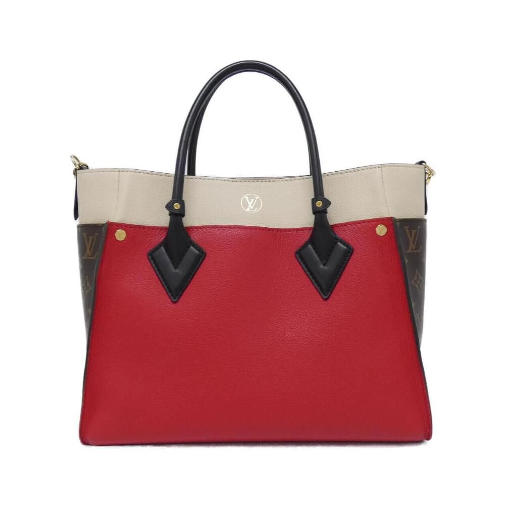 Louis Vuitton On My Side