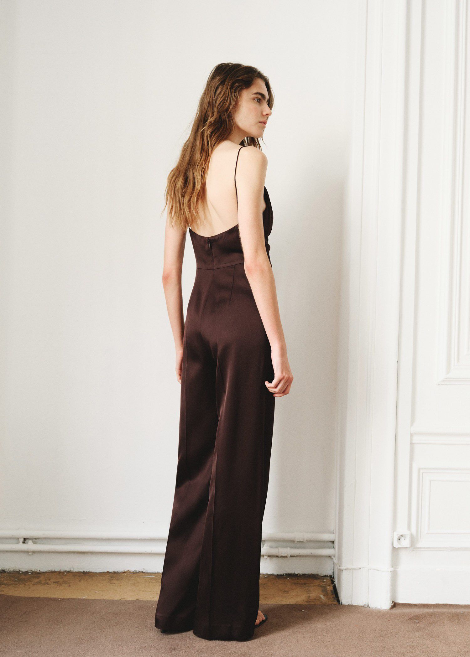 Long jumpsuit with V-neck