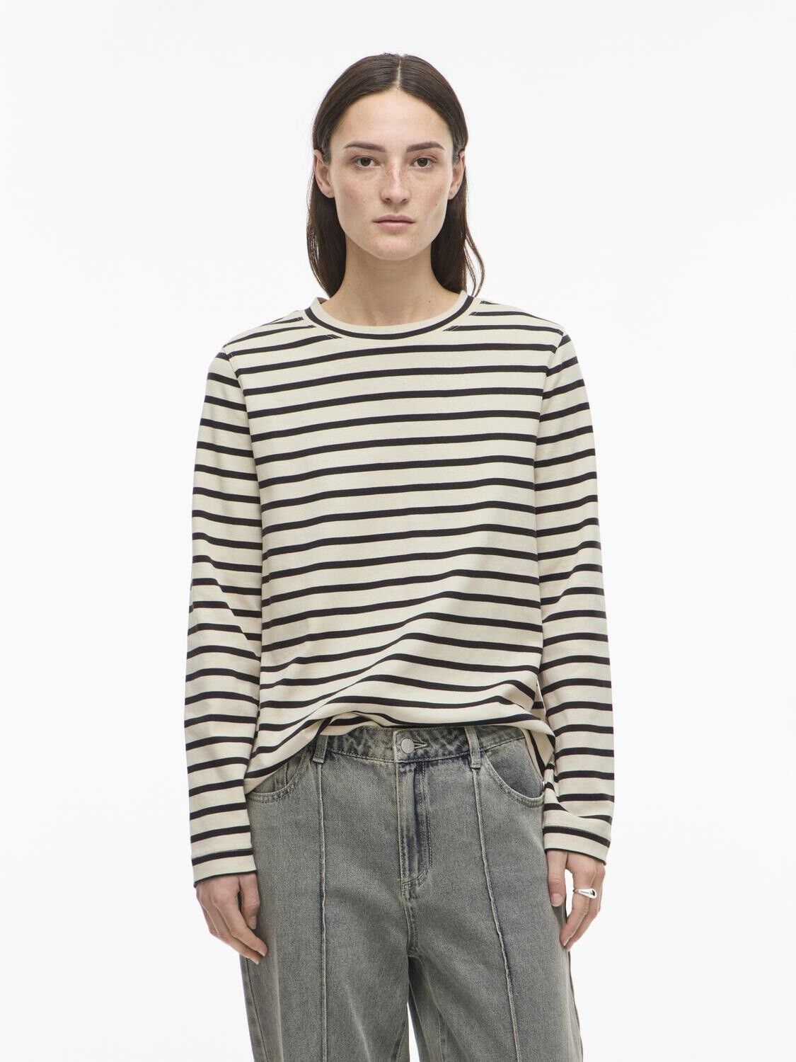 ROUGRETA L/S O NECK TEE