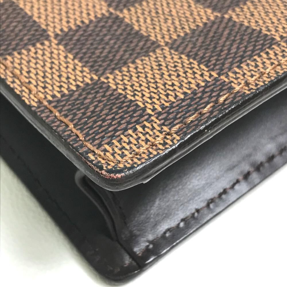 Louis Vuitton Shoulder Bags