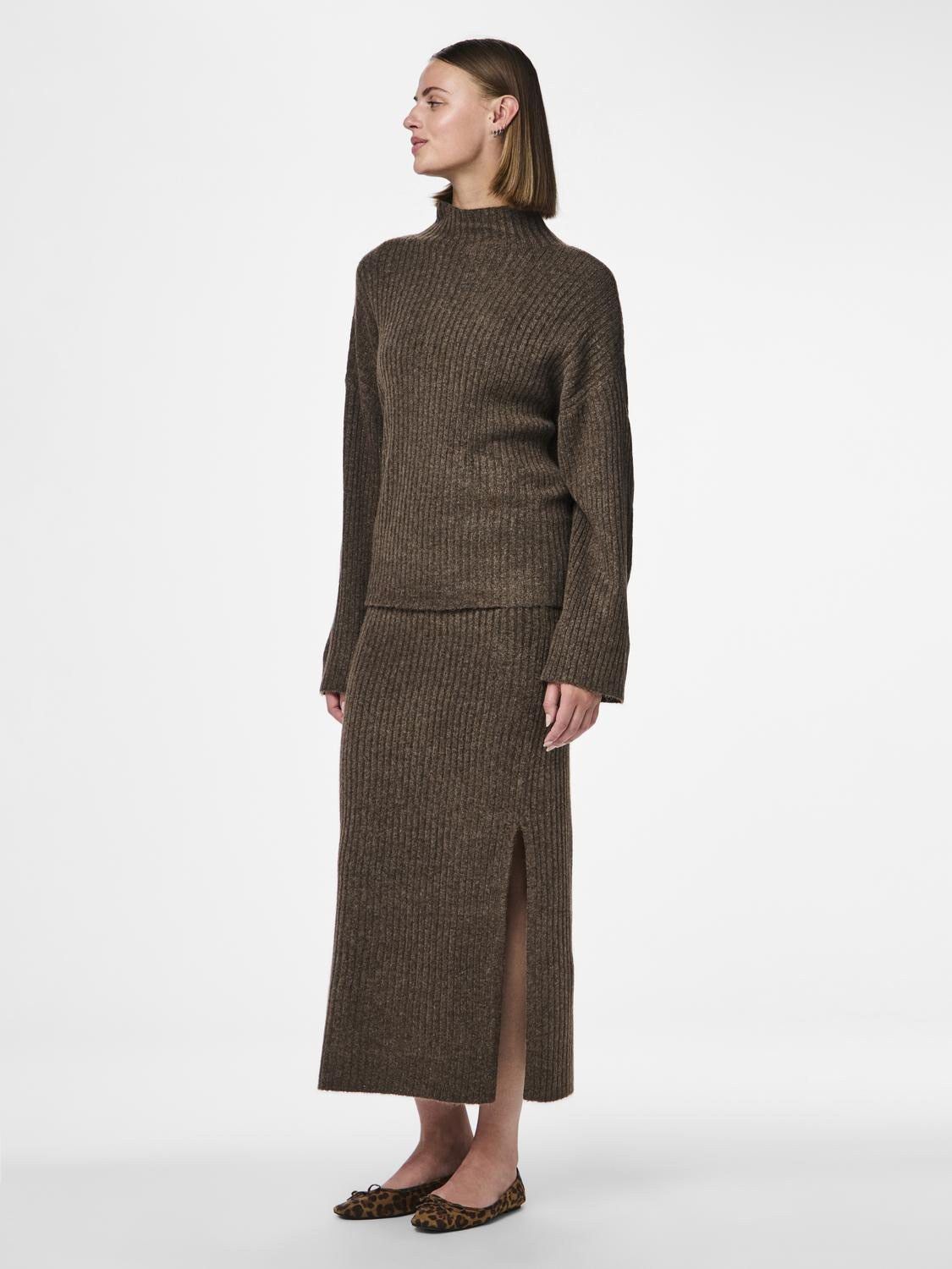 PCTULLE MW LONG KNIT SKIRT PWP BC