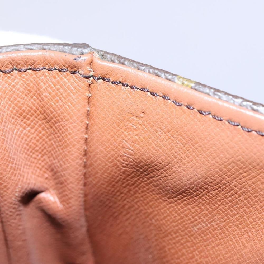 Louis Vuitton Chantilly