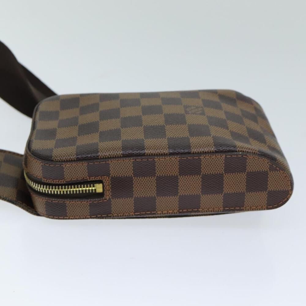 Louis Vuitton Shoulder Bags