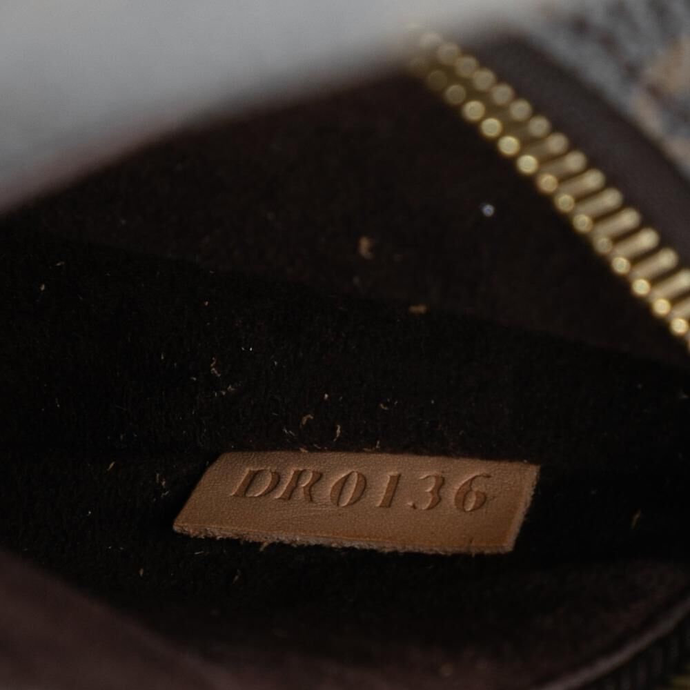 Louis Vuitton Pochette M&eacute;tis