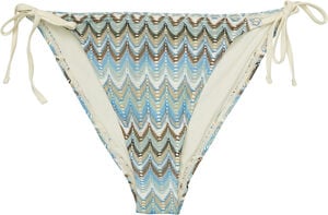Amber Baila Bikini Tanga
