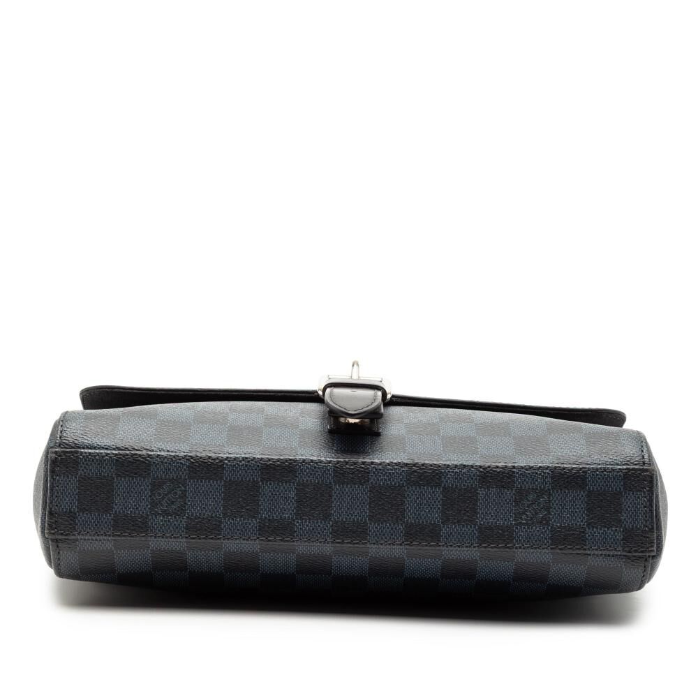 Louis Vuitton Shoulder Bags