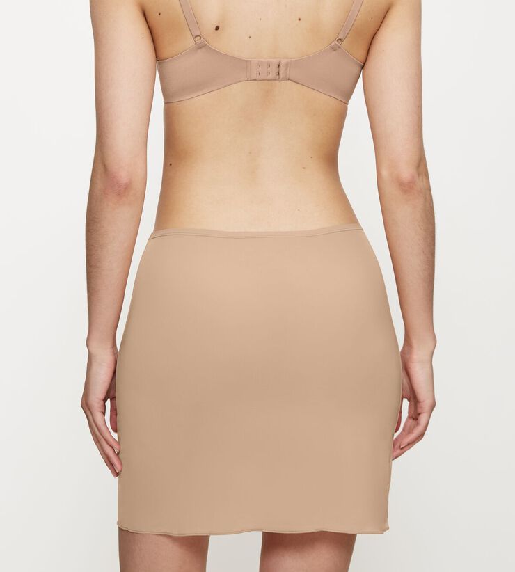 Body Make-Up T Skirt 02