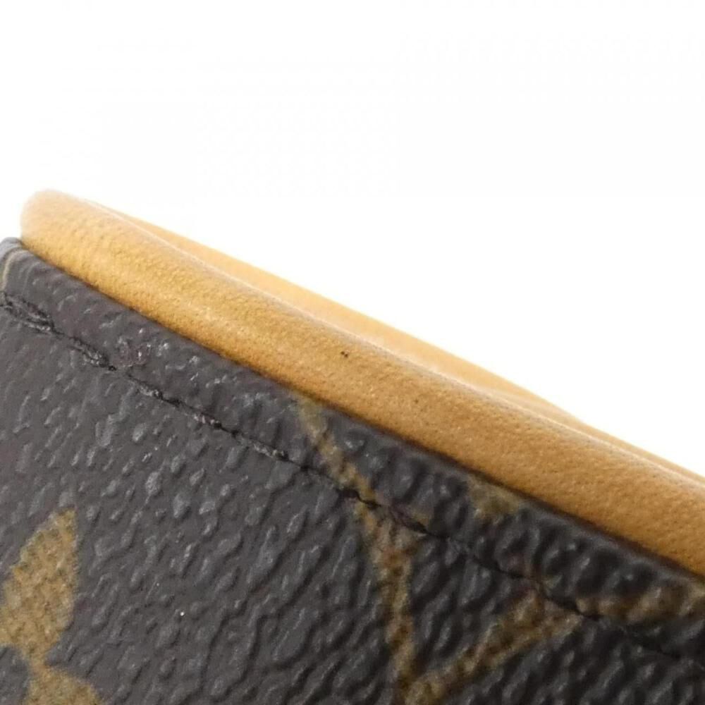 Louis Vuitton Clutch