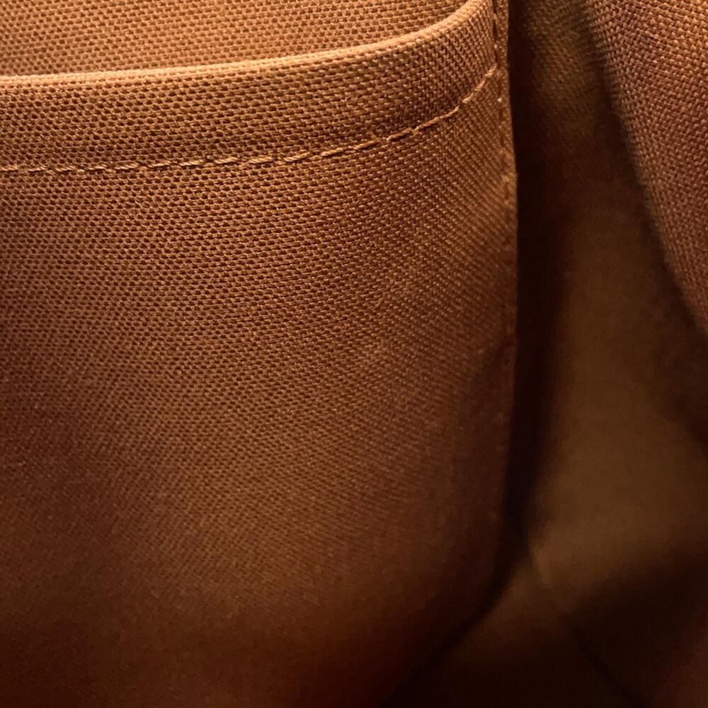 Louis Vuitton Tivoli