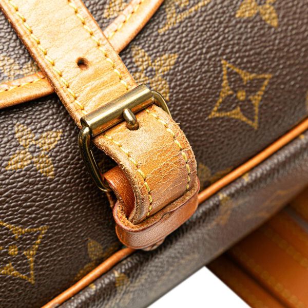 Louis Vuitton Saumur