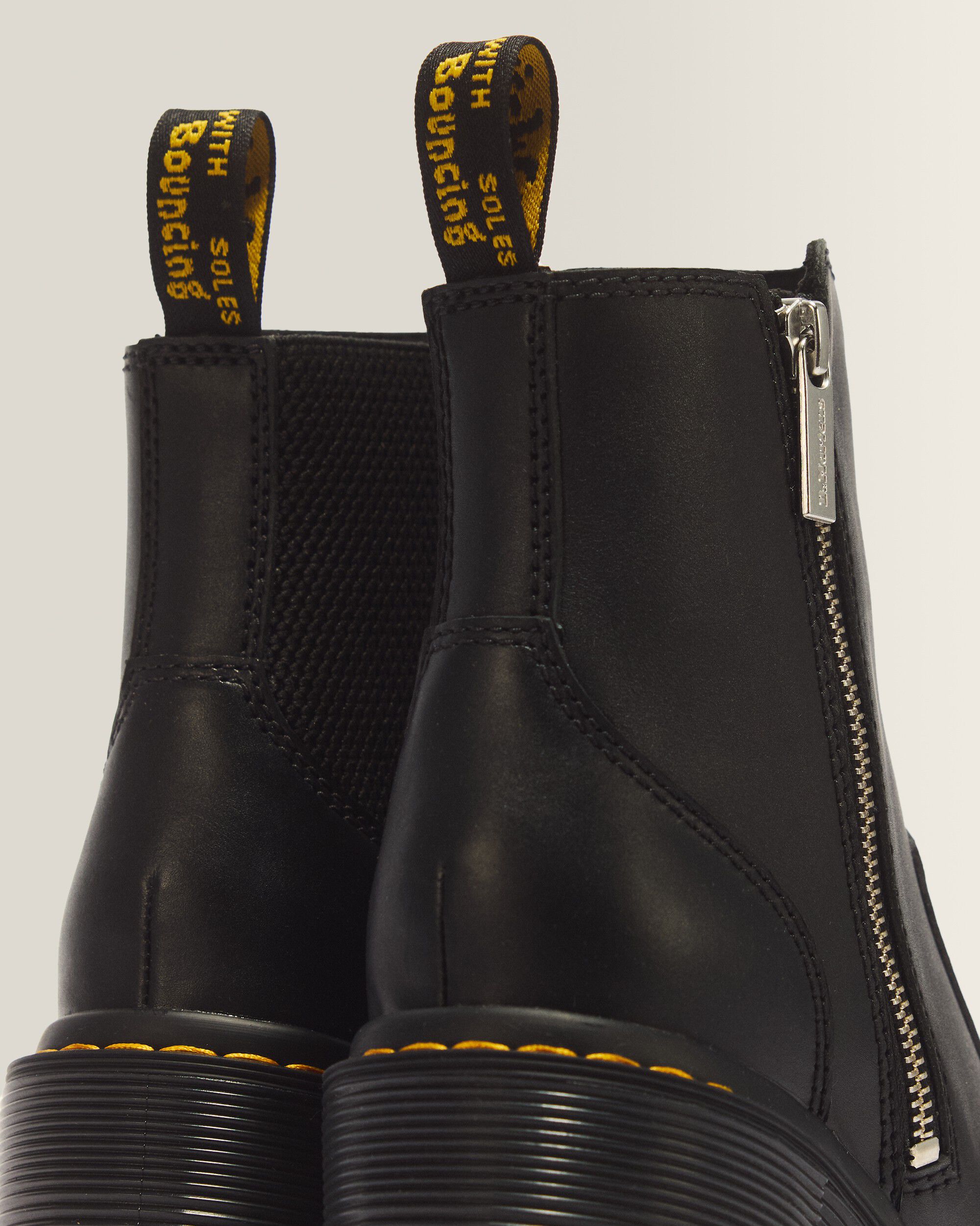 Spence Zip Black Sendal