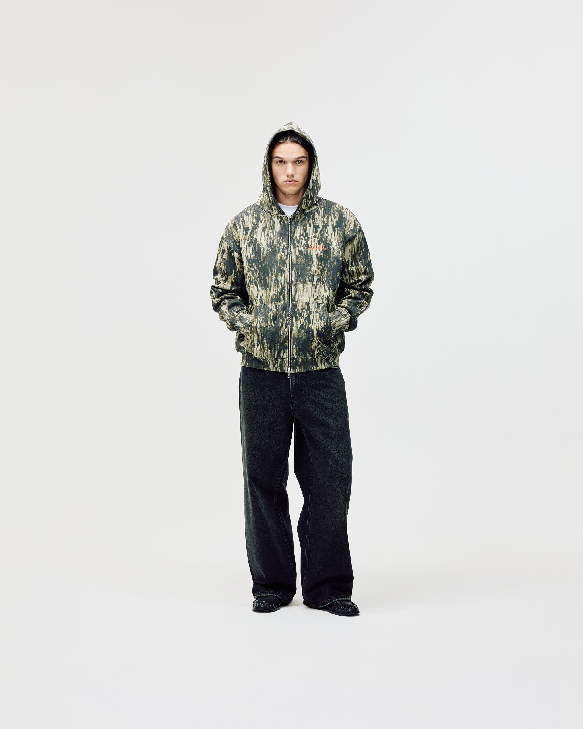 AW26 GARMENT SERVICES OVERSIZED ZIP