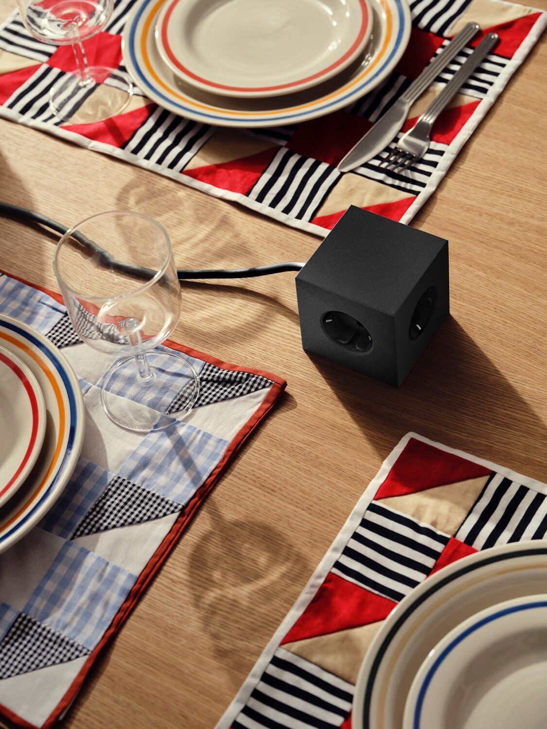 Square 1 - USB-C - 1,8m F EU - Stockholm Black