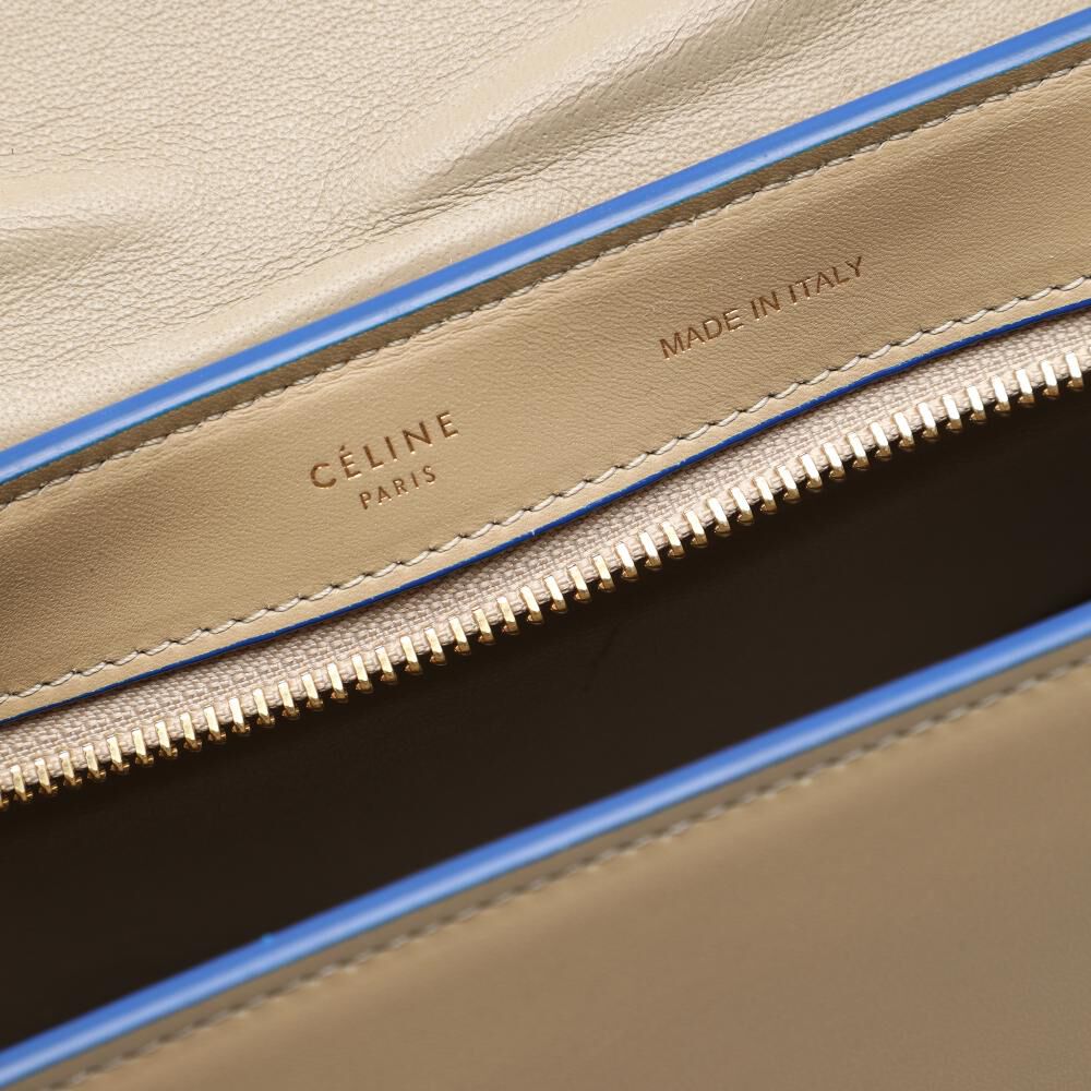 C&eacute;line Trapeze