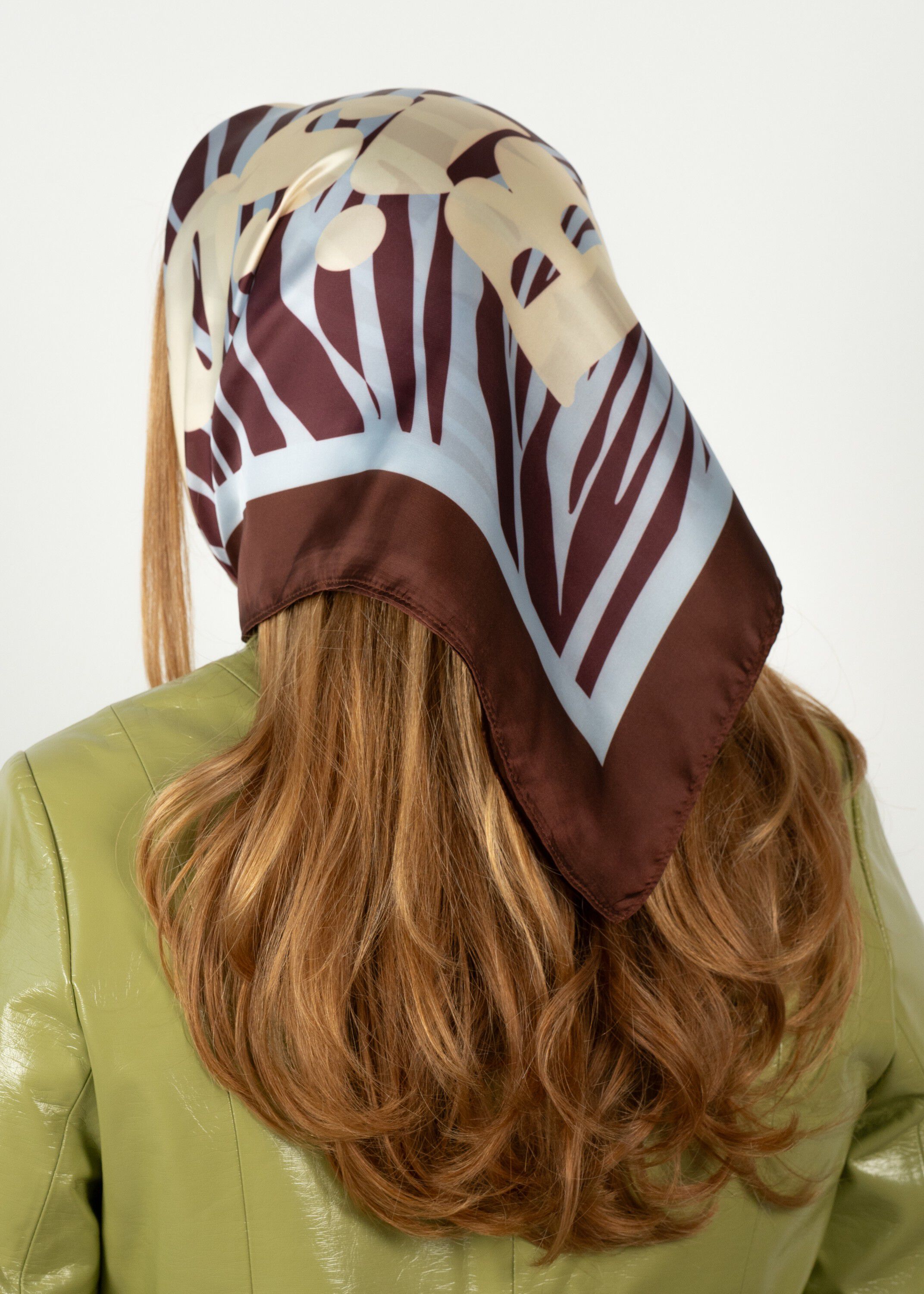 Bisou Scarf
