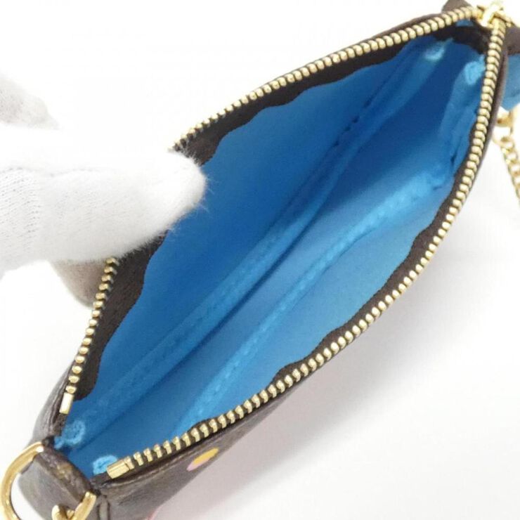 Louis Vuitton Pochette Accessoires