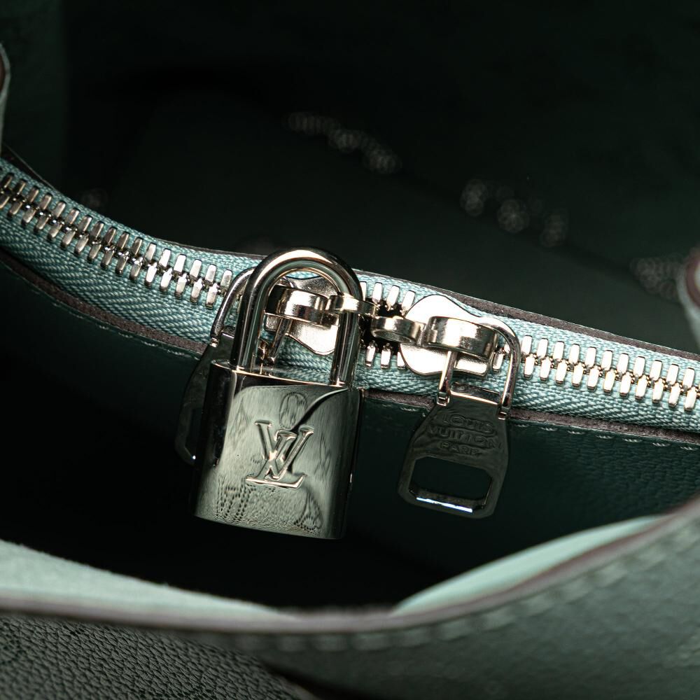 Louis Vuitton Mahina