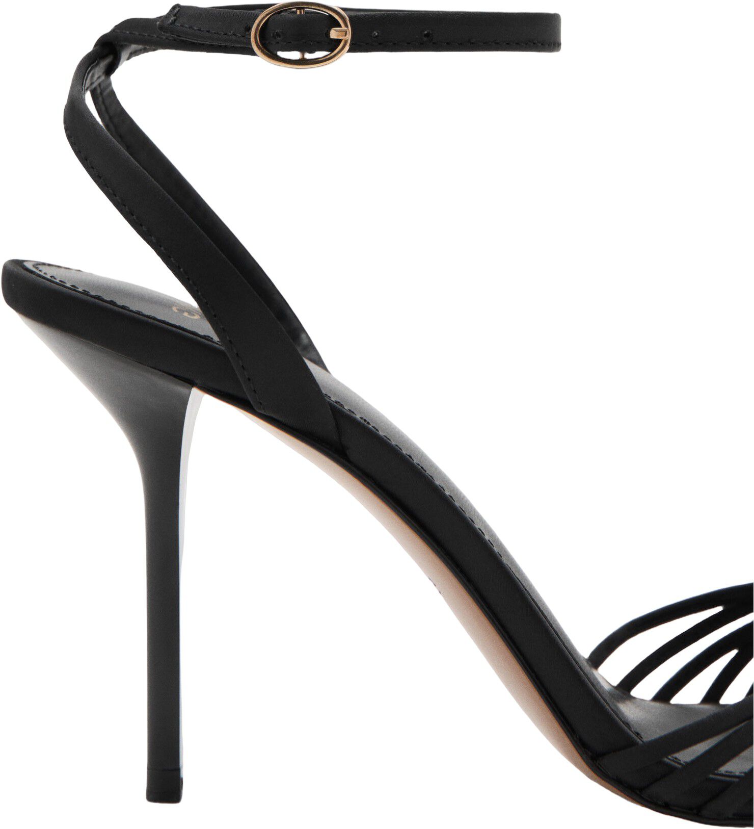 Heeled sandals with straps