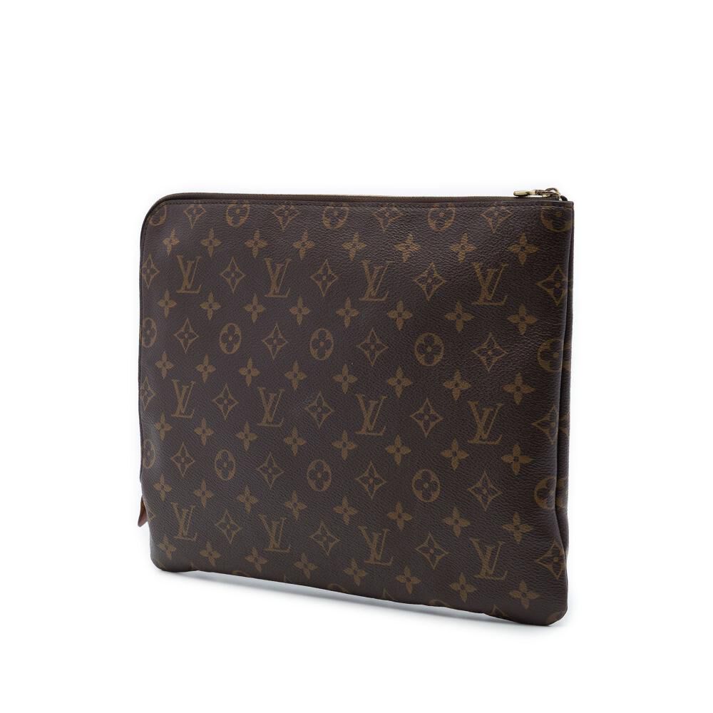 Louis Vuitton Clutch