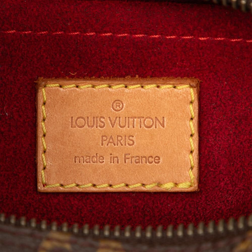 Louis Vuitton Croissant