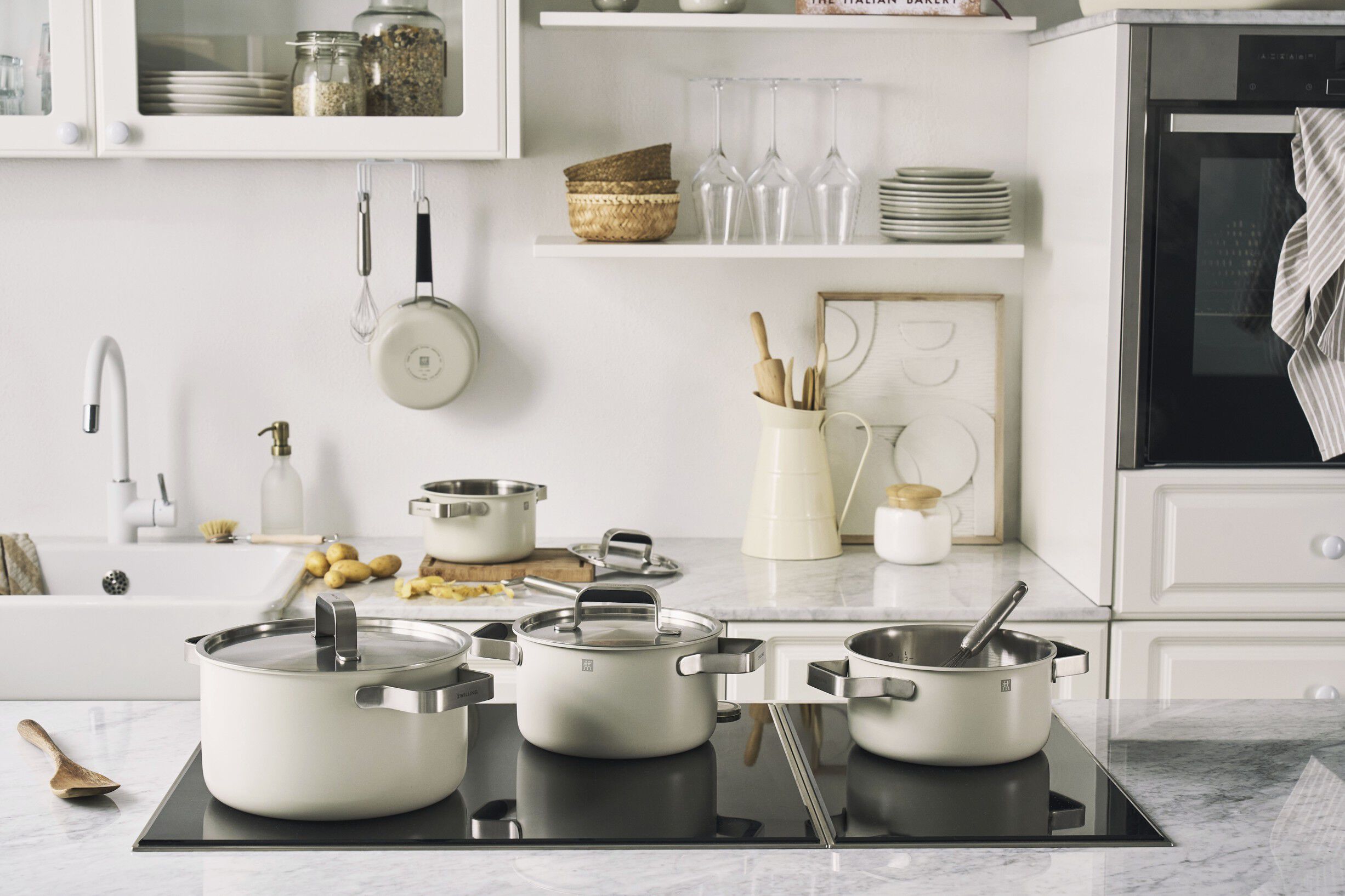 Stekpanna, 24 cm, 18/10 Rostfritt st&aring;l, Keramisk bel&auml;ggning