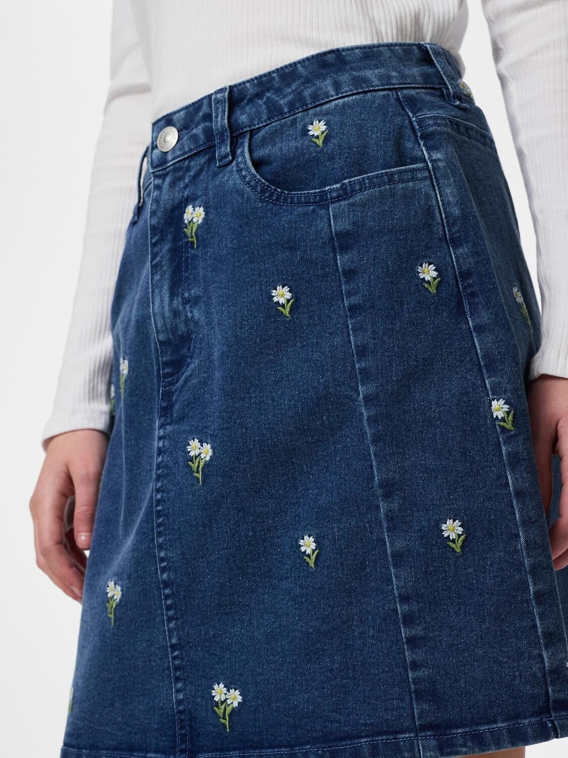 Pcflora Hw Short Denim Emb Skirt Noos