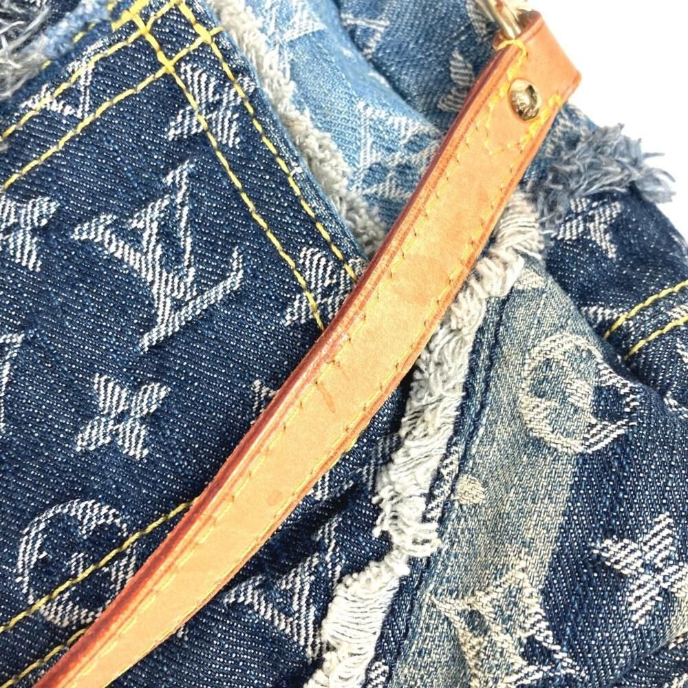 Louis Vuitton Messenger