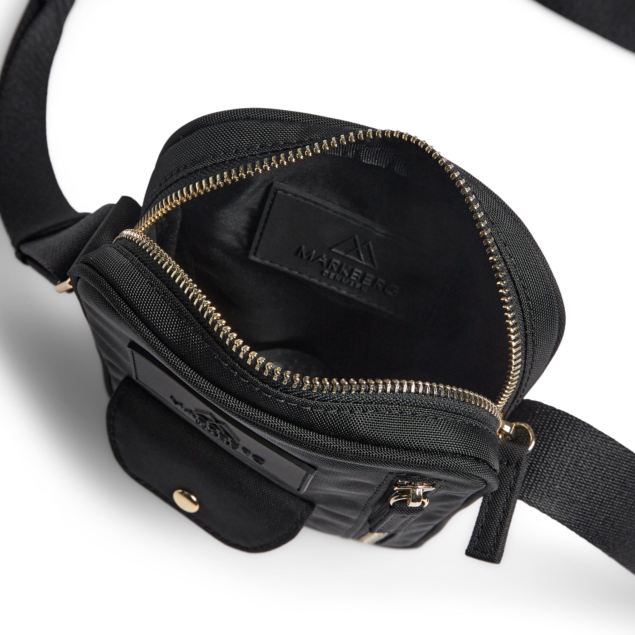 Darlambg Tall Cross. B. , Mono.