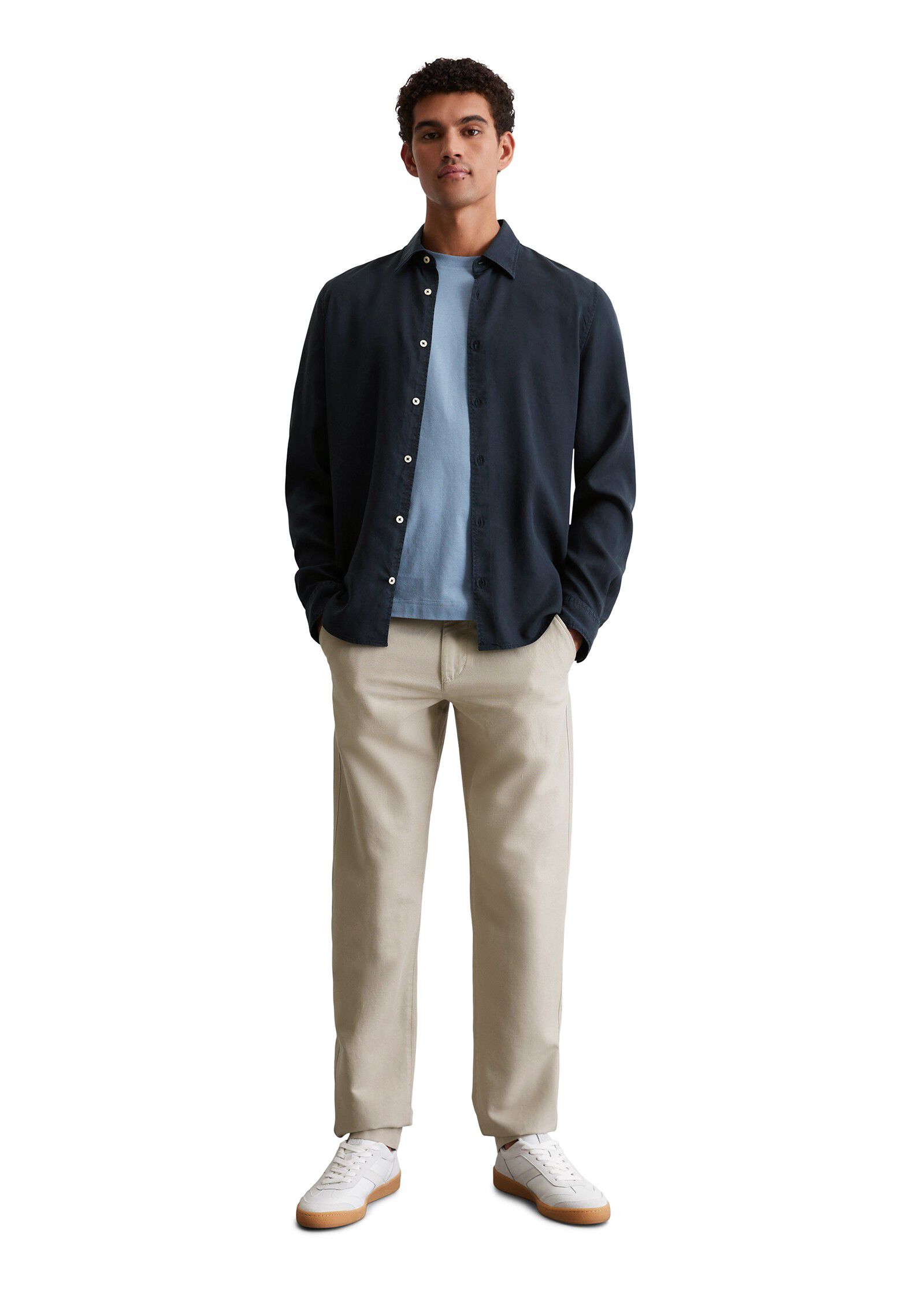 New kent collar, long sleeve, round