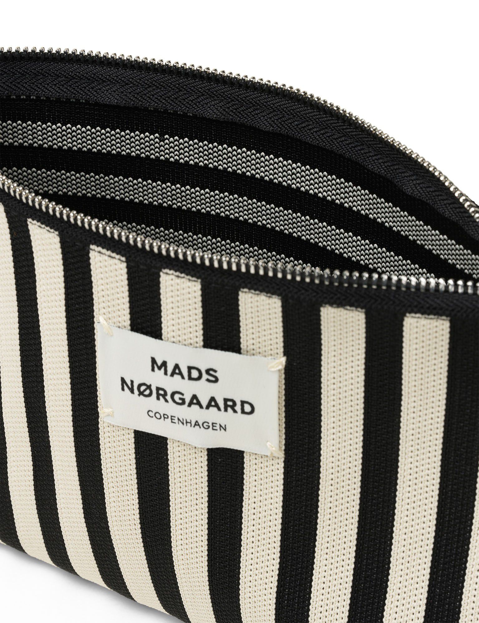 Knit Stripe Hof Make-Up Bag
