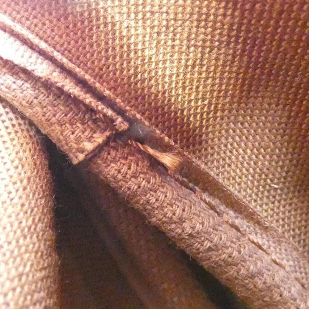 Louis Vuitton Saumur