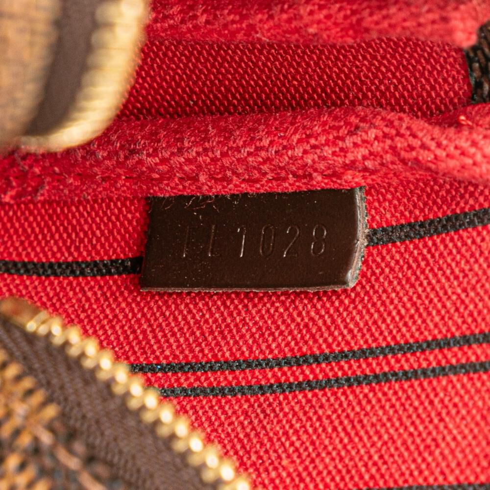 Louis Vuitton Pochette Accessoires