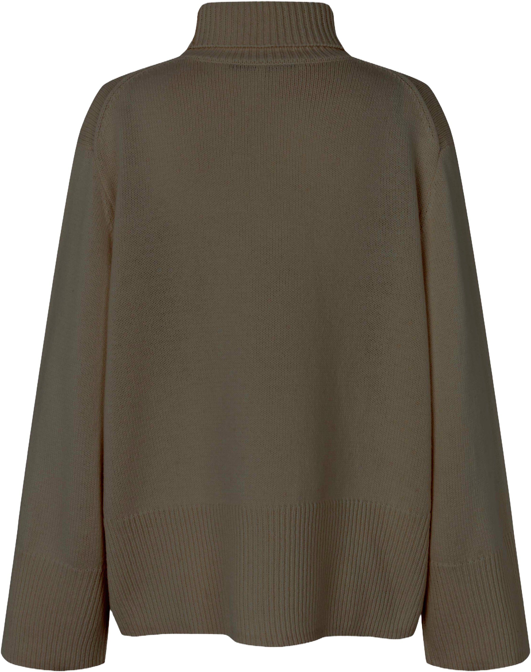 Alpha Knit T-Neck