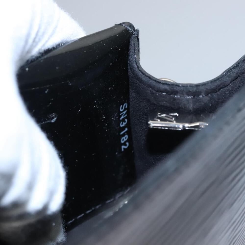 Louis Vuitton Clutch