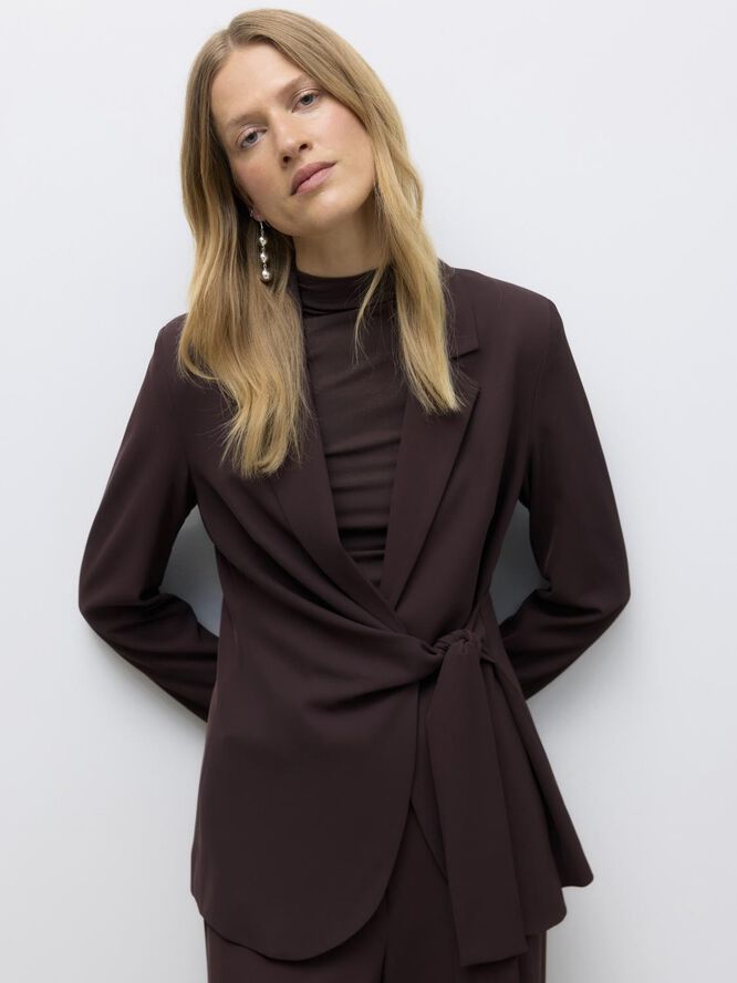 AWUPAMA LS TIE BLAZER