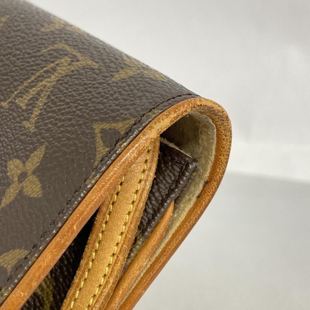 Louis Vuitton Twin Pochette