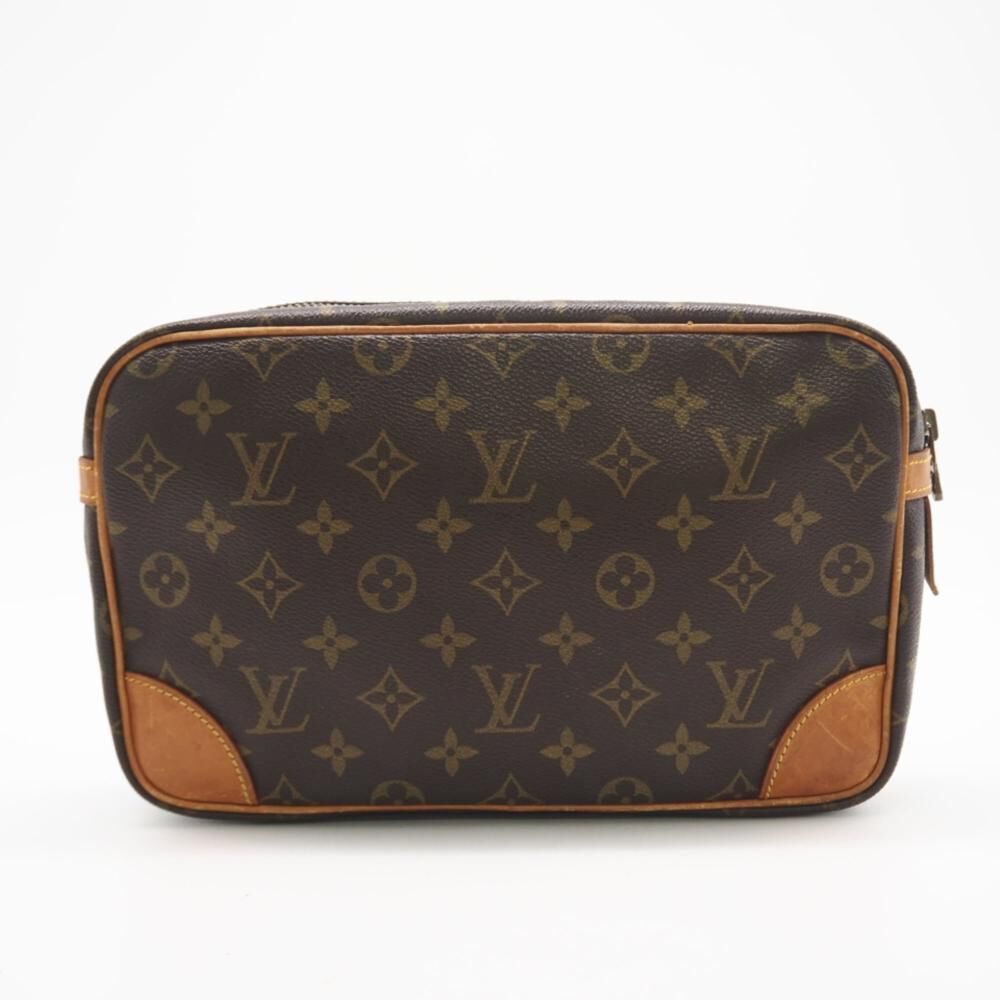 Louis Vuitton Clutch