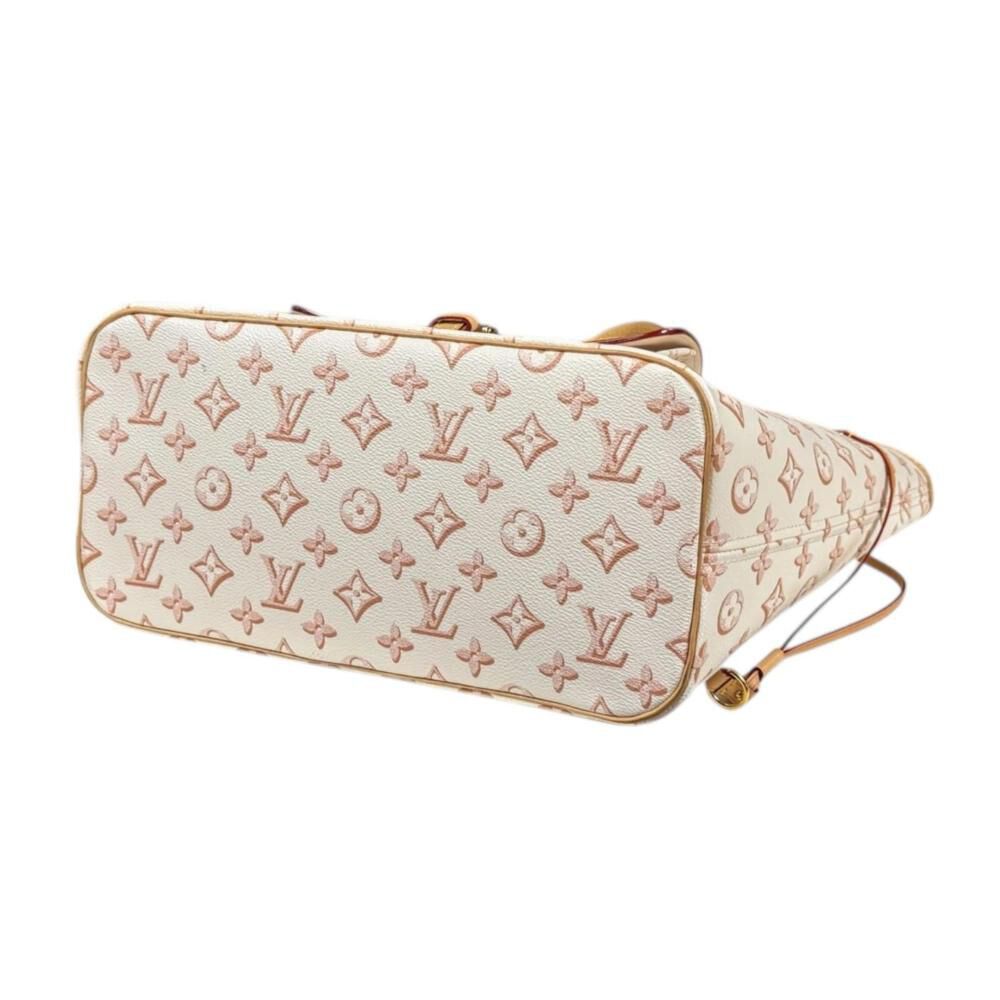 Louis Vuitton Neverfull